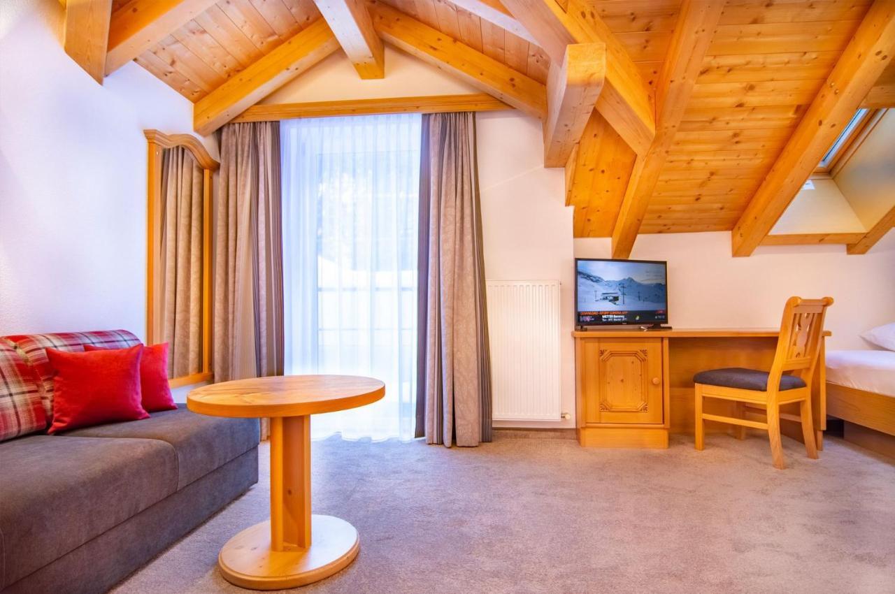 Hotel Garni Waldschloessl Ischgl Dış mekan fotoğraf